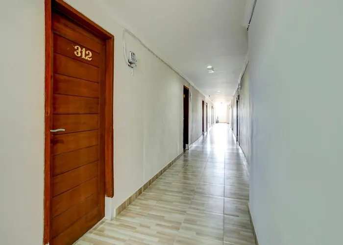 Hotel Oyo 3950 The Ratna 2*