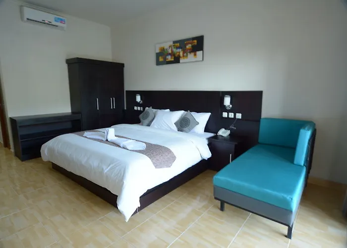 Hotel Oyo 3950 The Ratna 2*